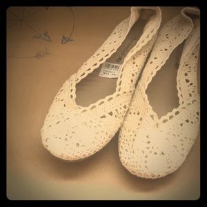 American Eagle Beige Flats